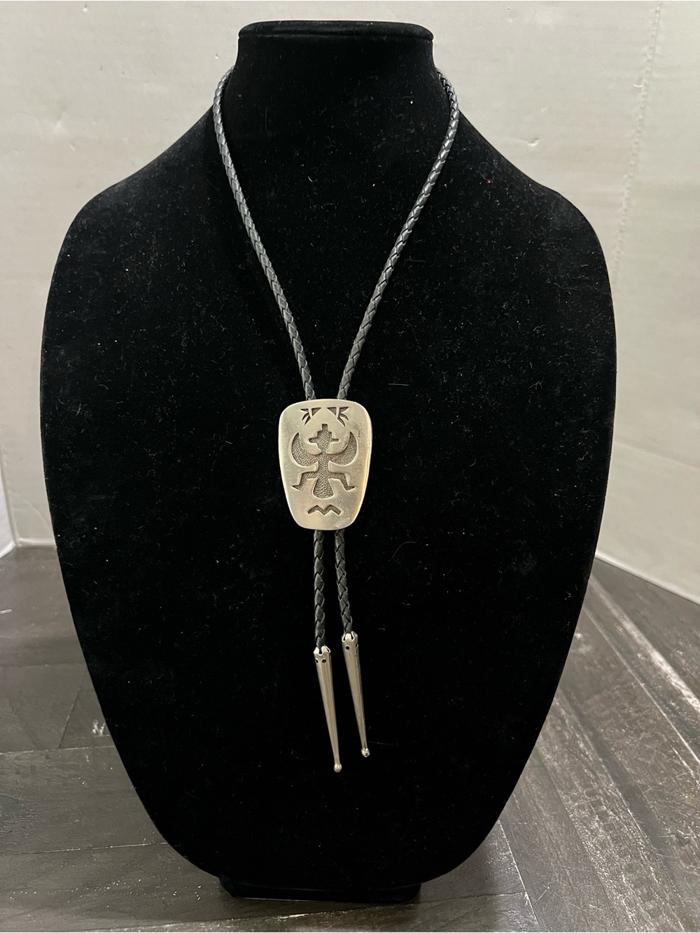 Vintage bolo